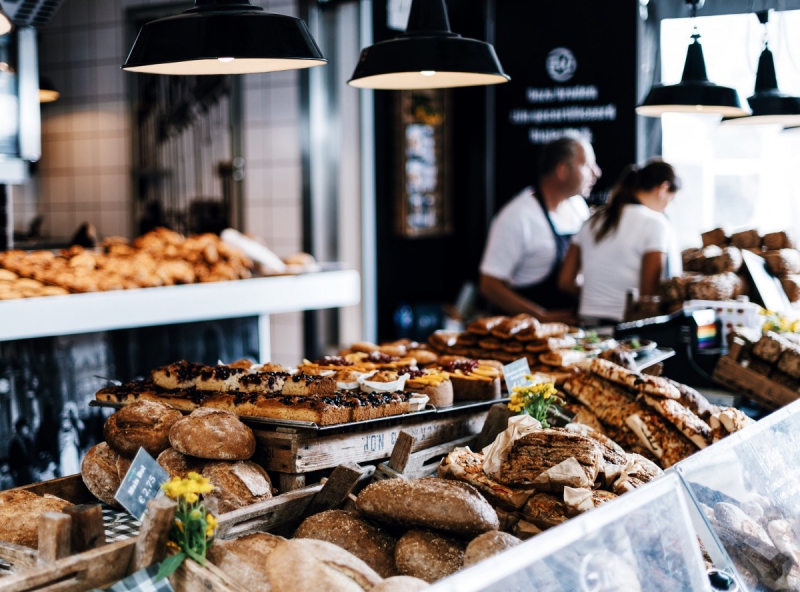 boulangerie-ROQUEBRUNE SUR ARGENS-min_bakery_bread_food_market_pastries_shop_store-1169705