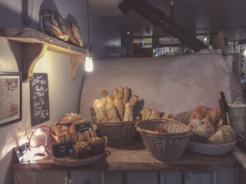 boulangerie-ROQUEBRUNE SUR ARGENS-min_boulangerie